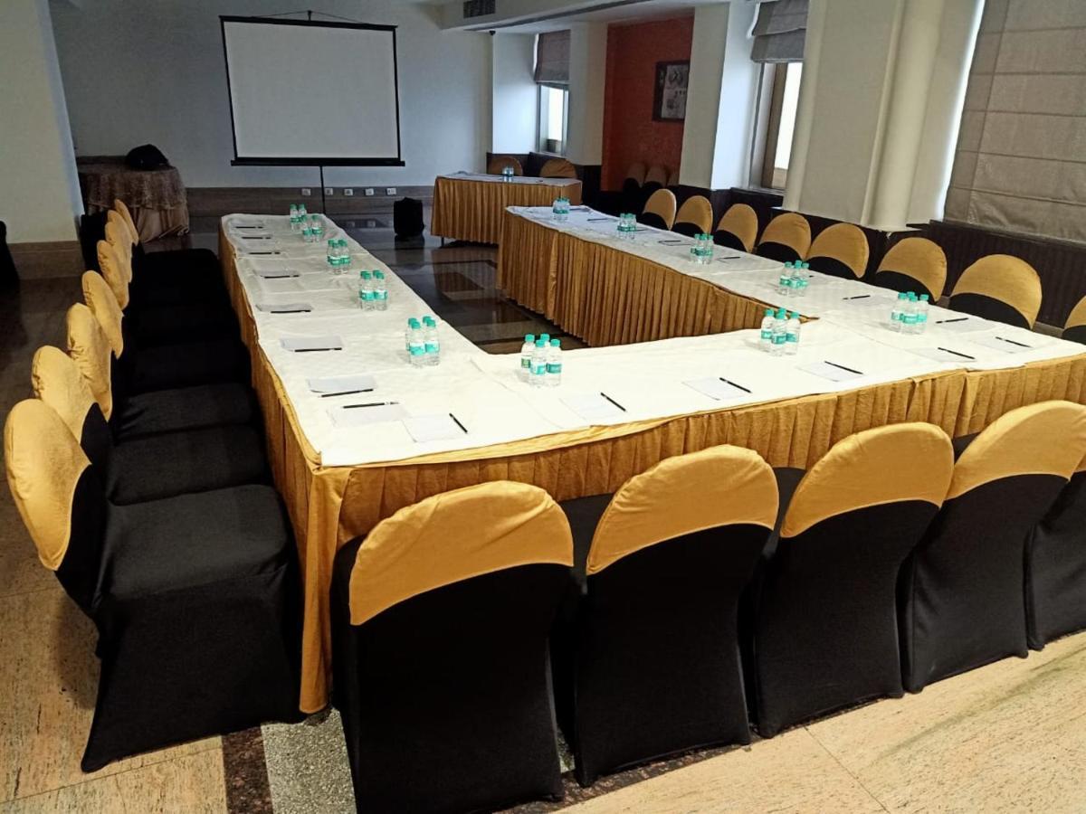 Comfort Inn Tulip Heights Bathinda Buitenkant foto