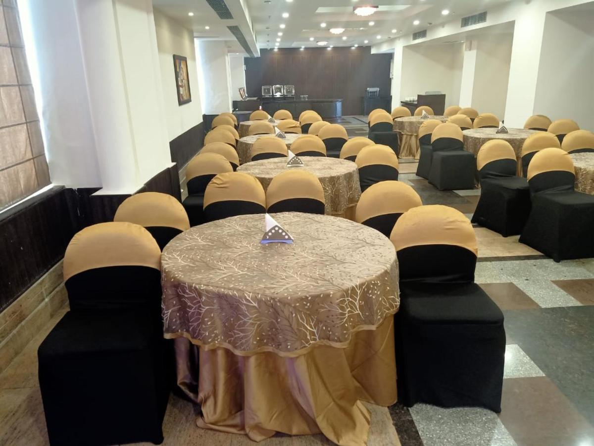 Comfort Inn Tulip Heights Bathinda Buitenkant foto