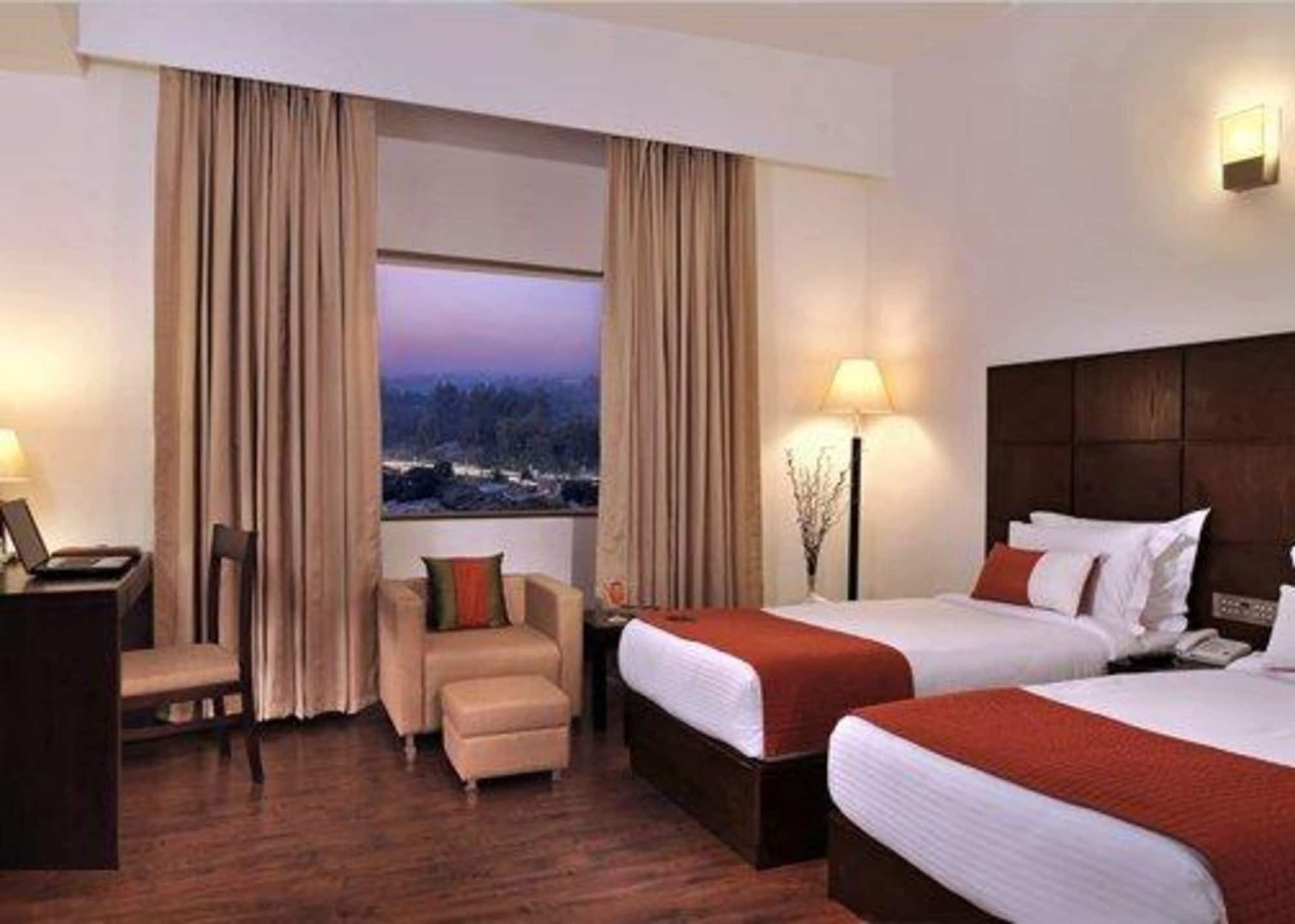 Comfort Inn Tulip Heights Bathinda Kamer foto